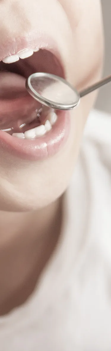 専門の歯科医師が担当すると、どれだけのメリットがあるかご存じですか？